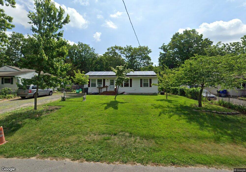 2121 Robin Ln, Toms River, NJ 08755 - photo 1