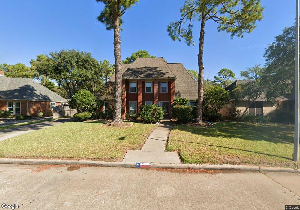 15918 Knolls Lodge Dr, Houston, TX 77095 - photo 1