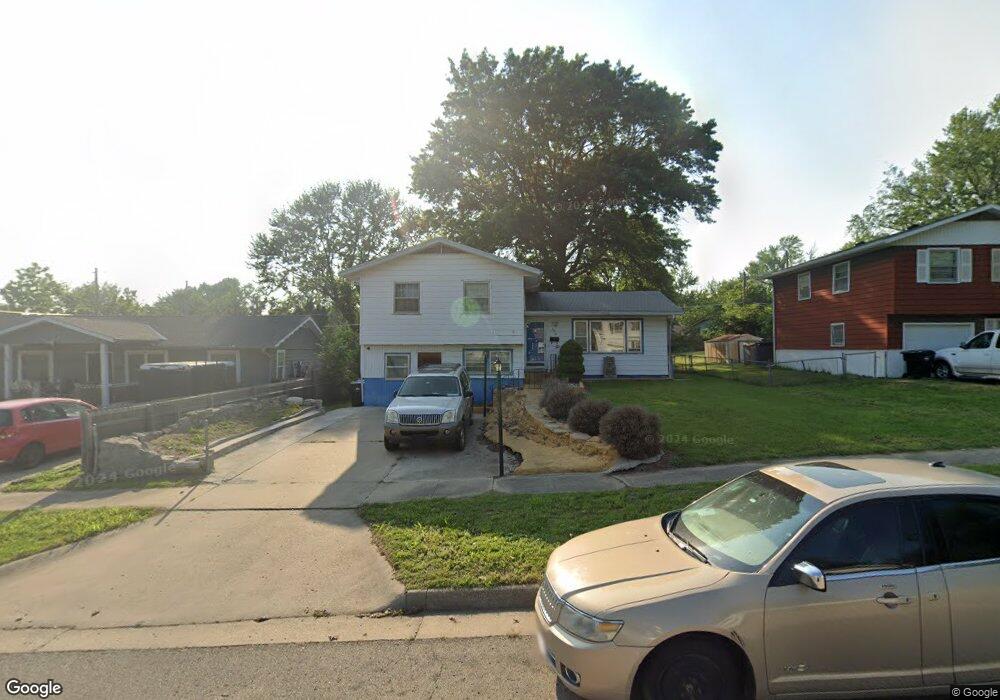 3619 SE Massachusetts Ave, Topeka, KS 66605 - photo 1