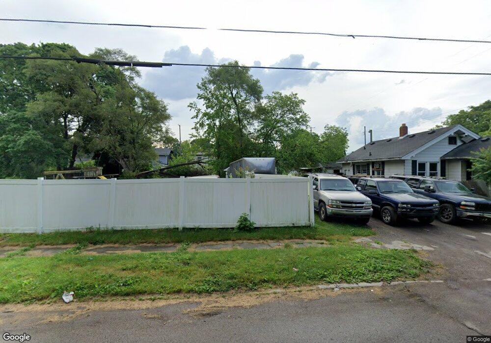 1504 Maplewood Ave, Flint, MI 48506 - photo 1