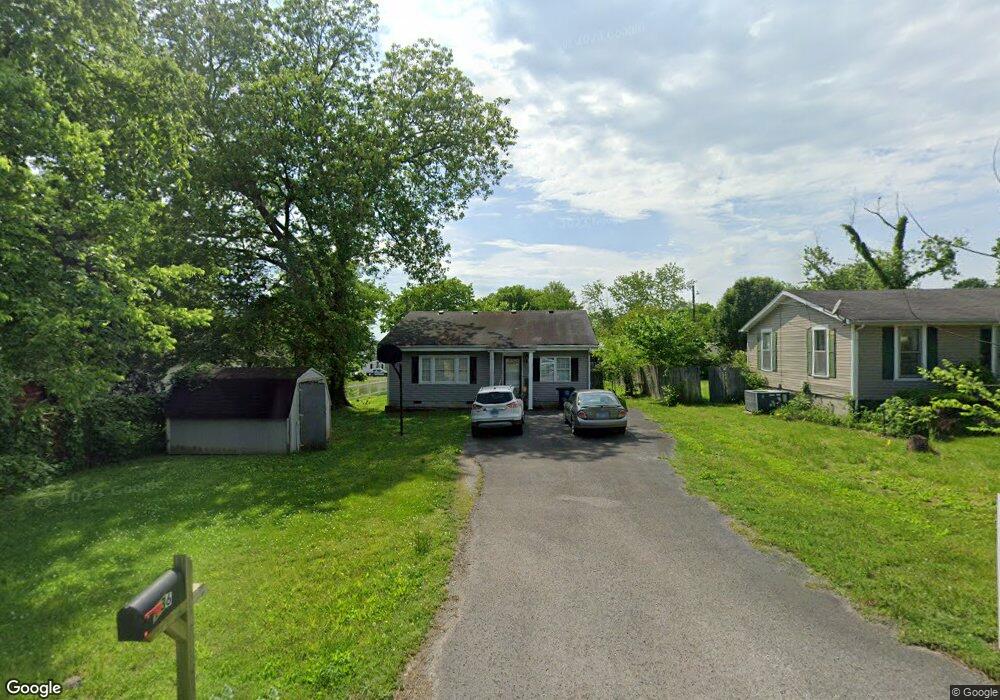 136 Collier Ave, Shelbyville, TN 37160 - photo 1