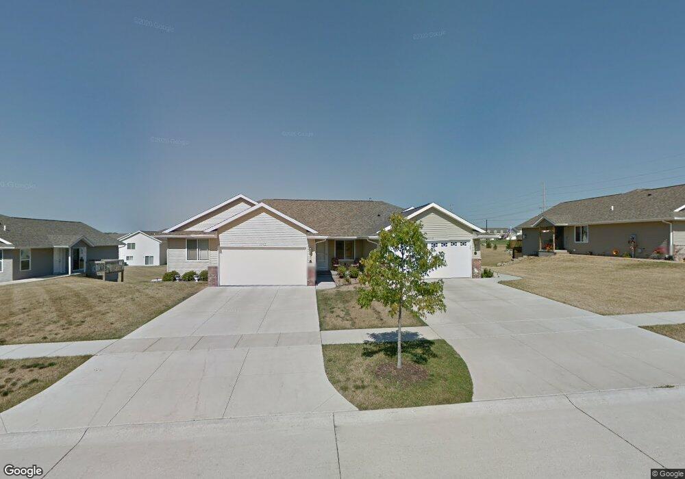 3312 Badger Dr SW, Cedar Rapids, IA 52404 - photo 1