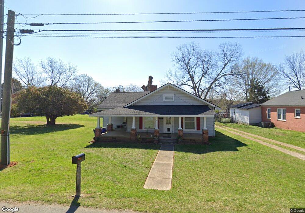 415 W 4th St, Siler City, NC 27344 - photo 1