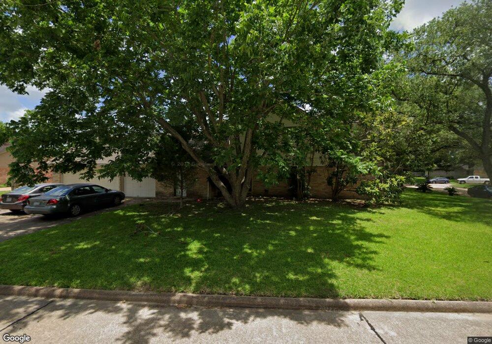 219 W Castle Harbour Dr, Friendswood, TX 77546 - photo 1