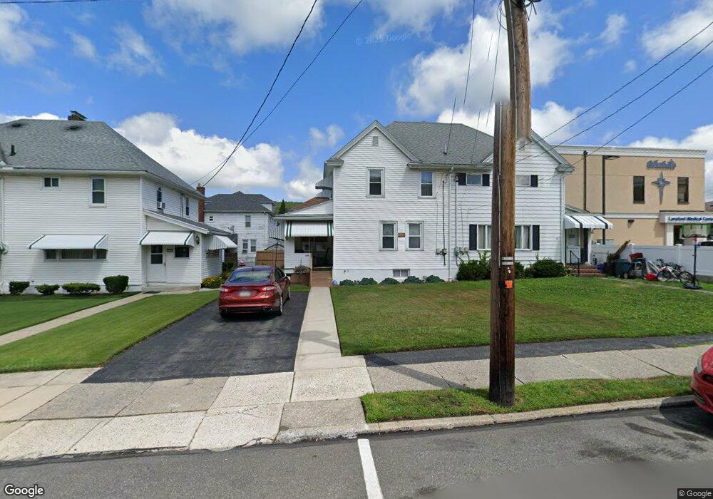 109 W Bertsch St, Lansford, PA 18232 - photo 1