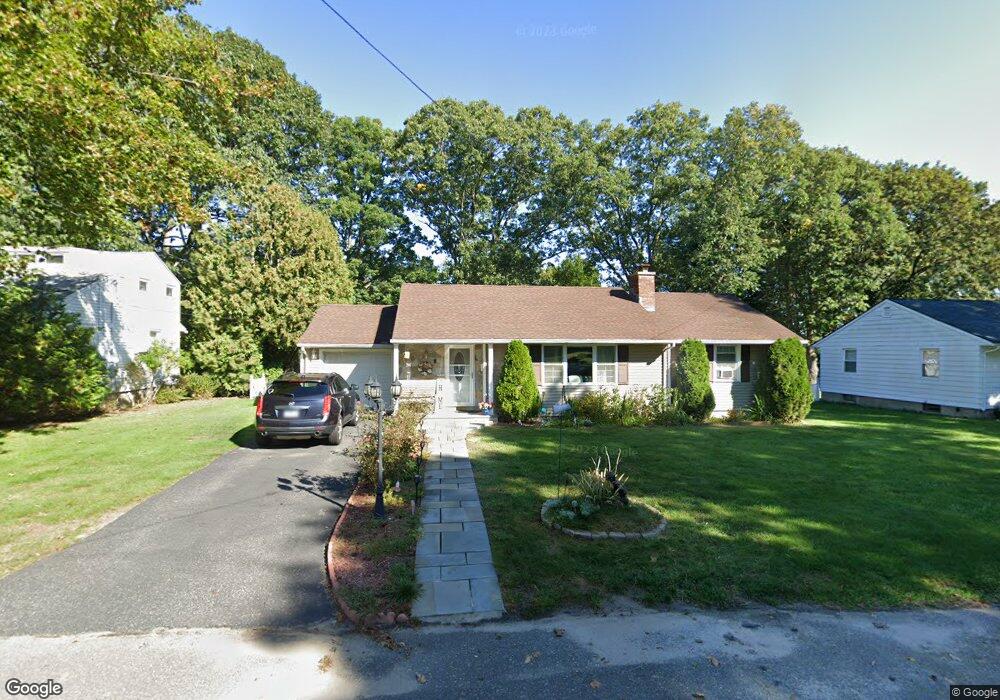 49 Oakridge Rd, Waterbury, CT 06706 - photo 1