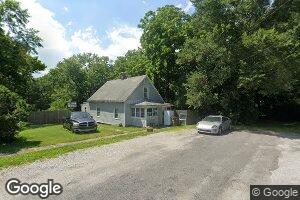27 Haddow St, Gillespie, IL 62033