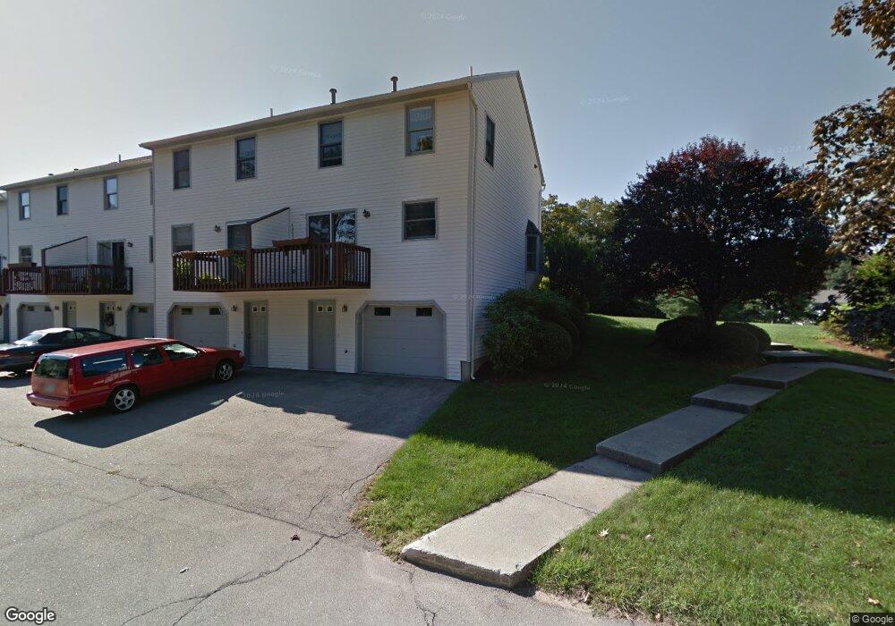 26 Lochmere Ln unit U377, Nashua, NH 03063 - photo 1