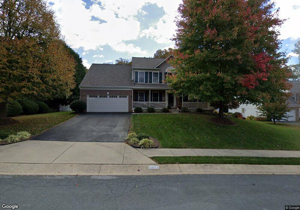 5803 Caves Ct, Sykesville, MD 21784 - photo 1