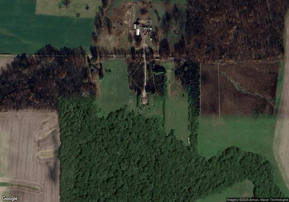 2129 W Stalter Rd, Covington, IN 47932 - photo 1