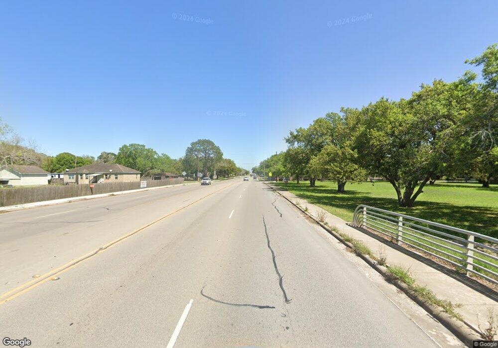 601 7th St, Bay City, TX 77414 - photo 1