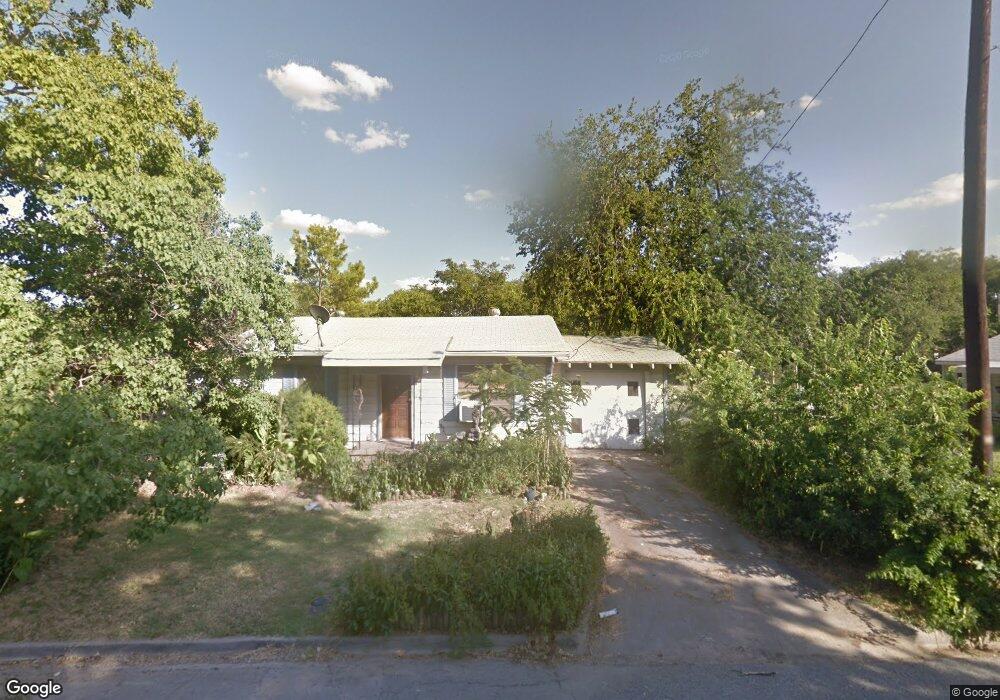 507 Euclid St, Cleburne, TX 76033 - photo 1