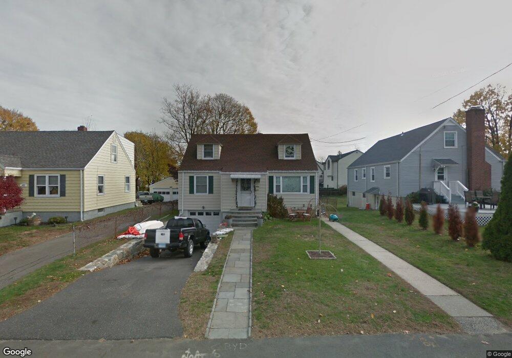 412 2nd Ave, Stratford, CT 06615 - photo 1