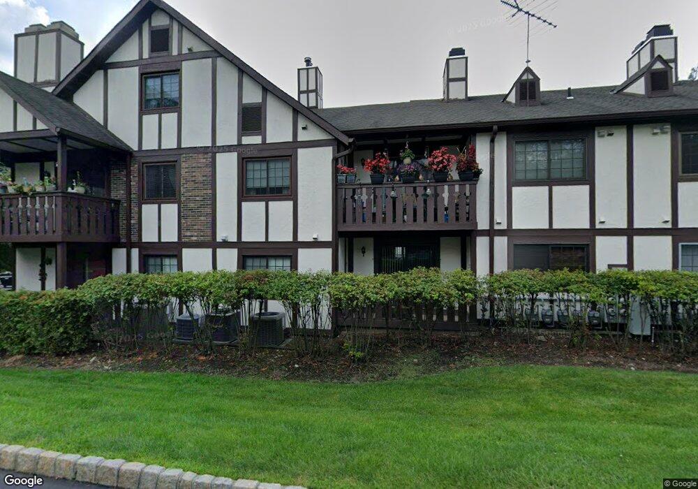 3611 Whittier Ct, Mahwah, NJ 07430 - photo 1