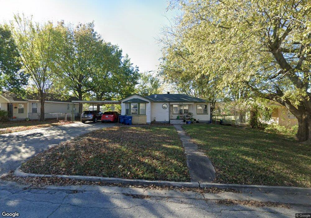 506 E Delaware Ave, McAlester, OK 74501 - photo 1