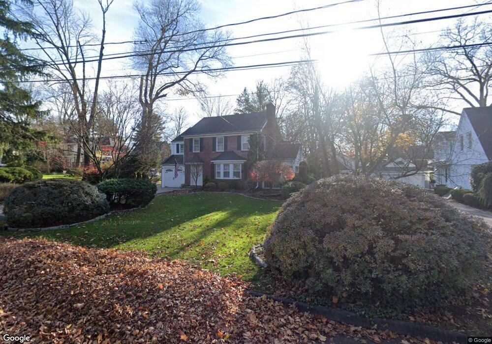 38 Sherwood Rd, Tenafly, NJ 07670 - photo 1