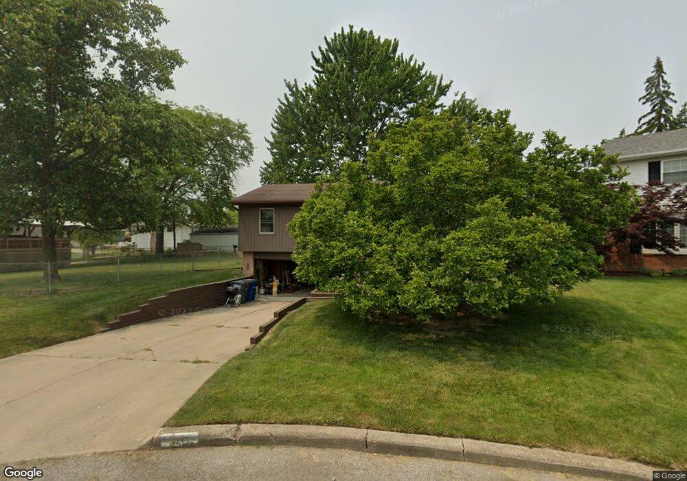 4265 Rose Point Ct, Toledo, OH 43611 - photo 1