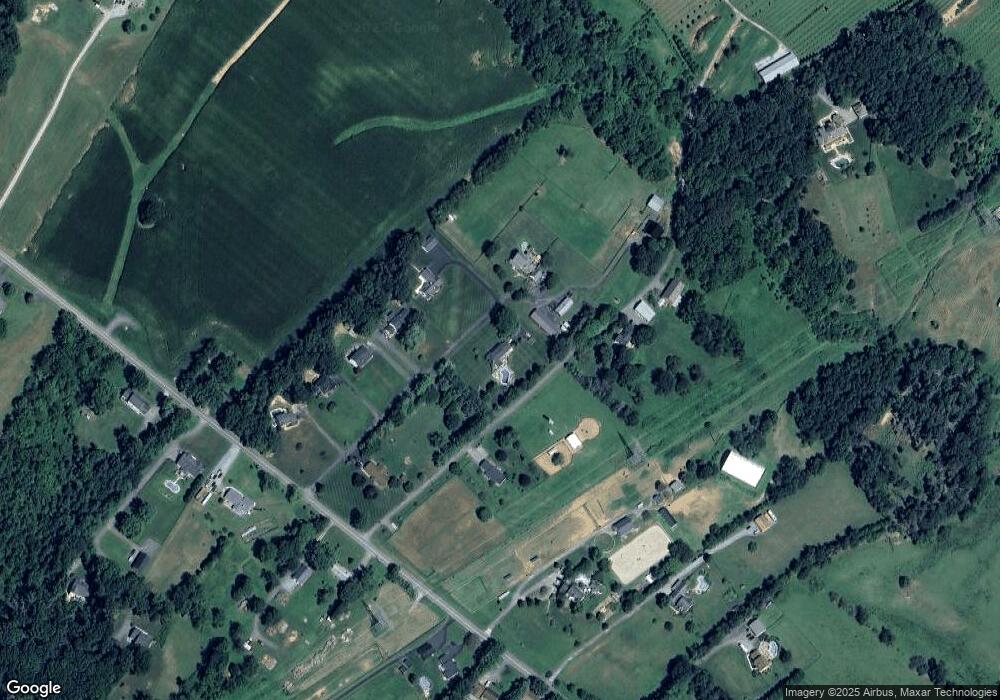 389 Bridgestone Dr, Sykesville, MD 21784 - photo 1