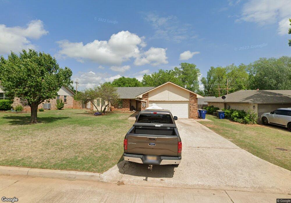 2206 Briarcrest, Duncan, OK 73533 - photo 1