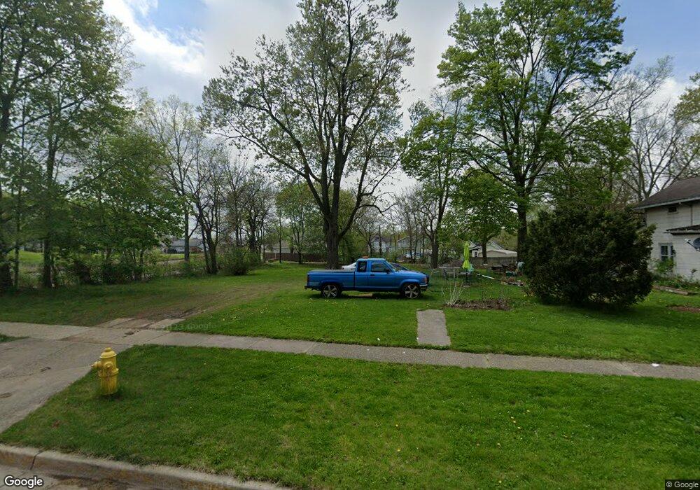 564 Dennis St, Adrian, MI 49221 - photo 1