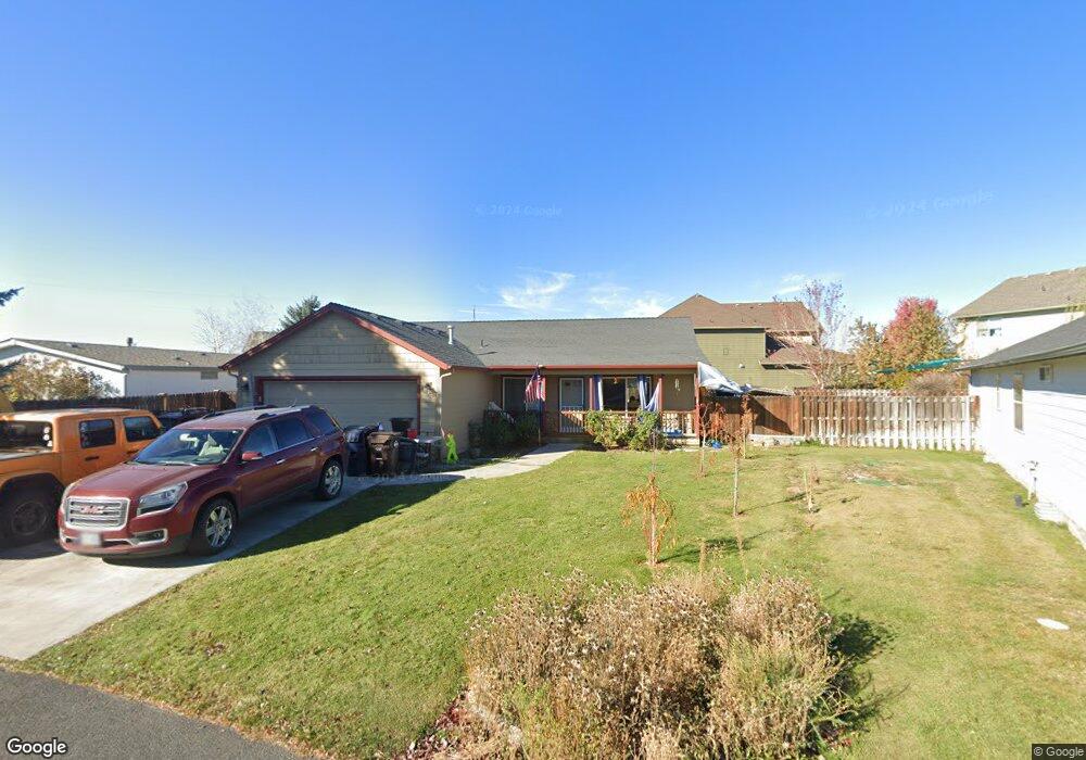 2125 NE 6th St, Redmond, OR 97756 - photo 1