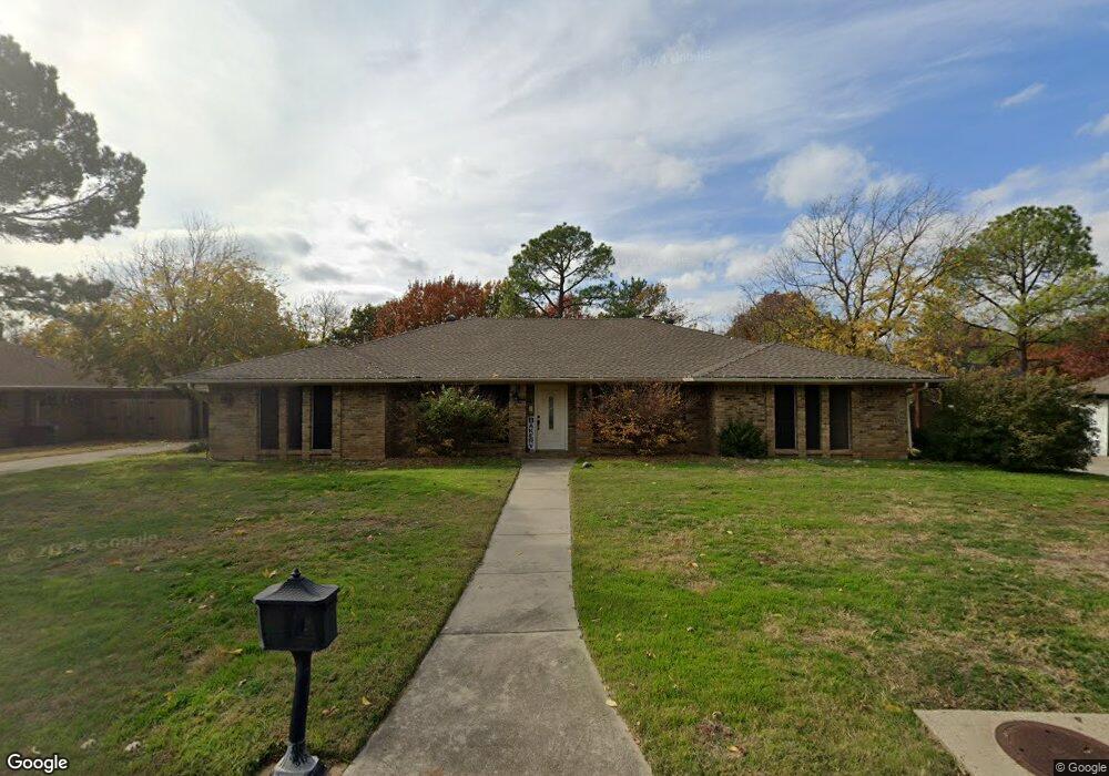 2152 Pembrooke Place, Denton, TX 76205 - photo 1