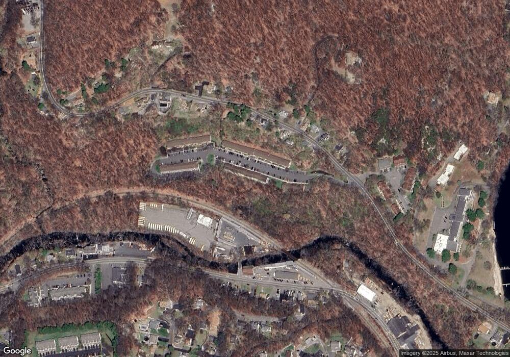 19 Treetop Ct, Bloomingdale, NJ 07403 - photo 1