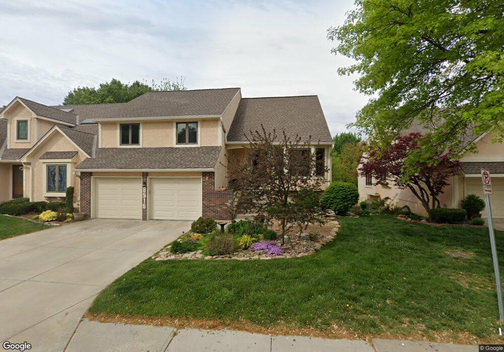 8516 Westgate St, Lenexa, KS 66215 - photo 1