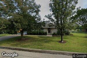 12 Lakeview Dr, Marshall, IL 62441
