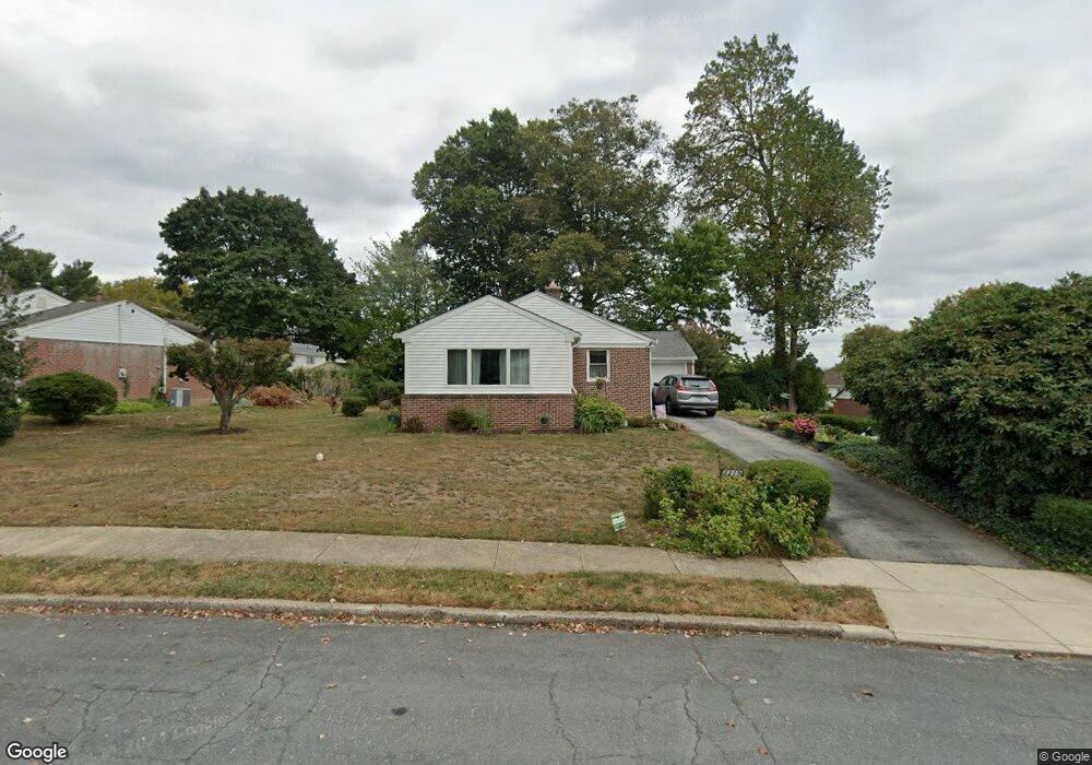 2219 Dickens Ln, Broomall, PA 19008 - photo 1