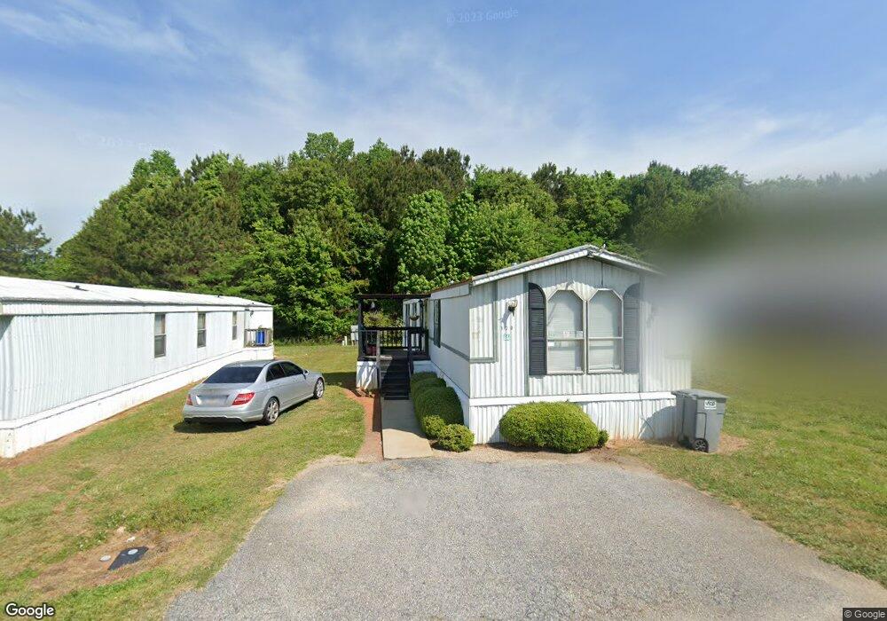 122 Brookcrest Dr, Cornelia, GA 30531 - photo 1