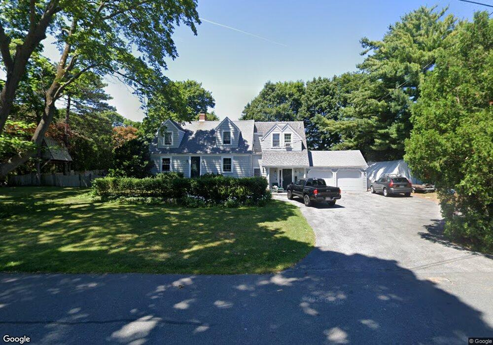 24 Brown St, Marblehead, MA 01945 - photo 1