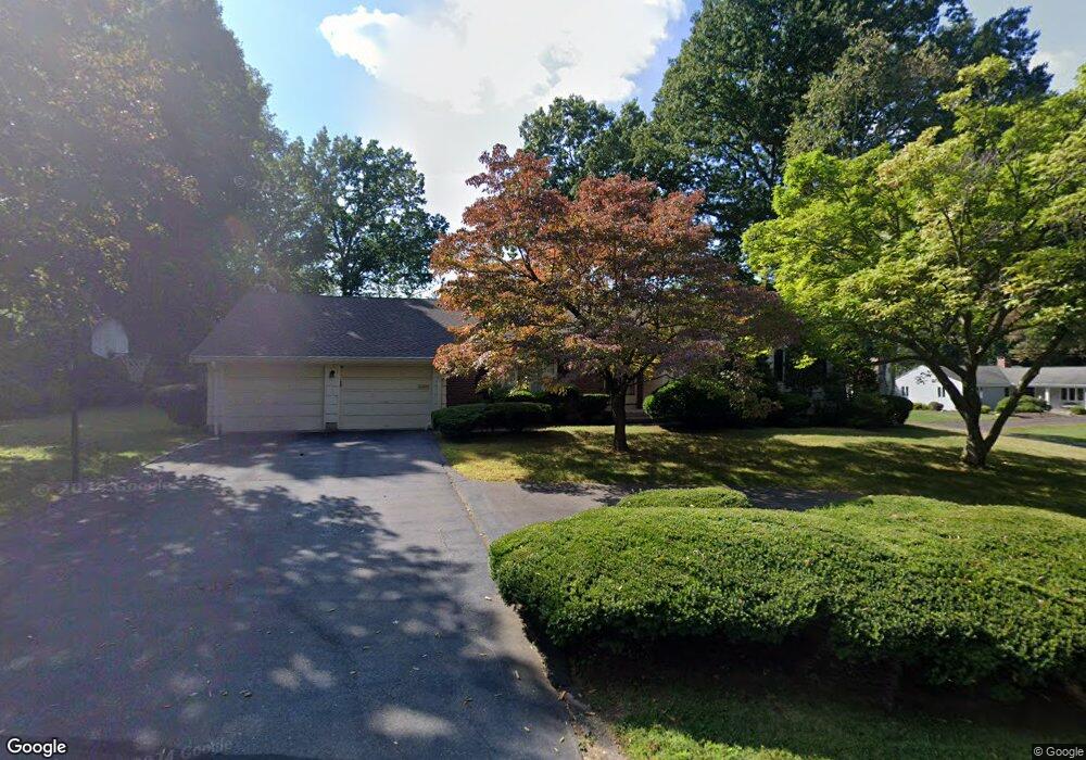 103 Fox Chase Ln, West Hartford, CT 06117 - photo 1