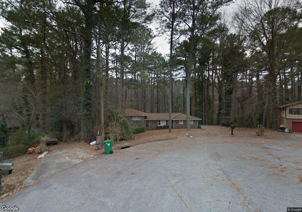 550 Doyal Mills Ct, Stone Mountain, GA 30083 - photo 1