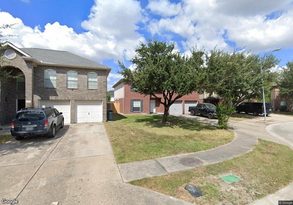 5810 Wickover Ln, Houston, TX 77086 - photo 1