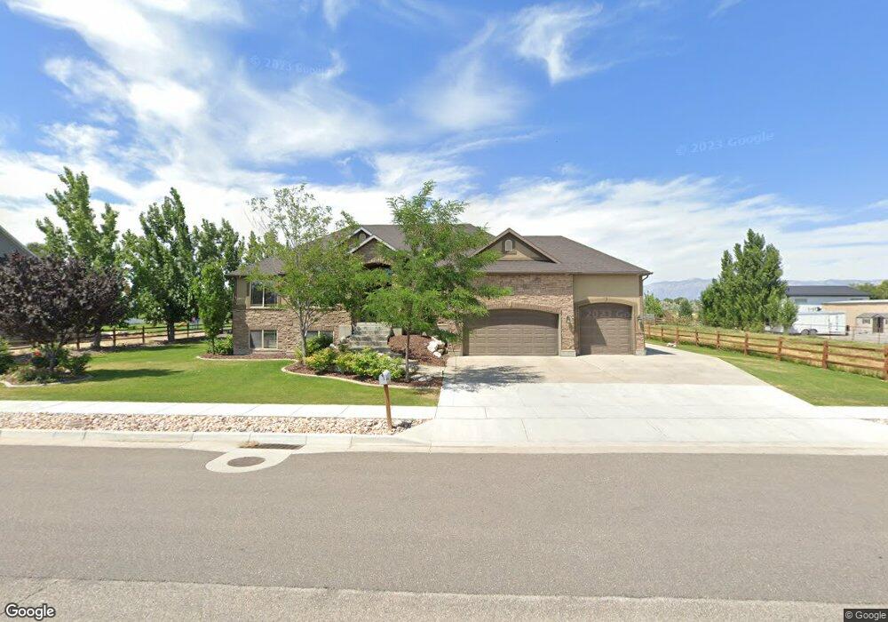 5440 W 4600 S, Hooper, UT 84315 - photo 1