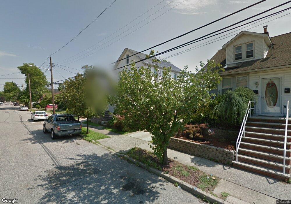 30 Mckinley Ave unit 1st fl, Franklin Square, NY 11010 - photo 1