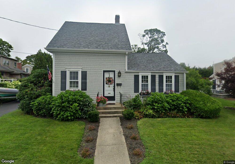 4 Chestnut St, South Dartmouth, MA 02748 - photo 1