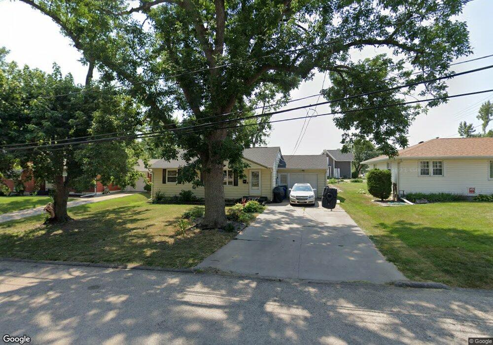 250 24th St NW, Cedar Rapids, IA 52405 - photo 1