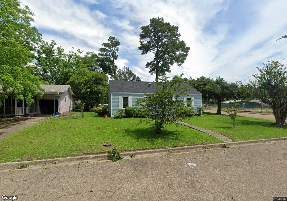 1123 Wilson Ave, Laurel, MS 39440 - photo 1