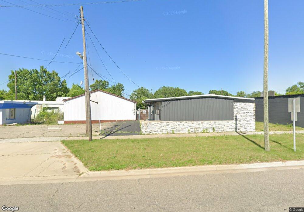 3610 S Saginaw St, Flint, MI 48503 - photo 1