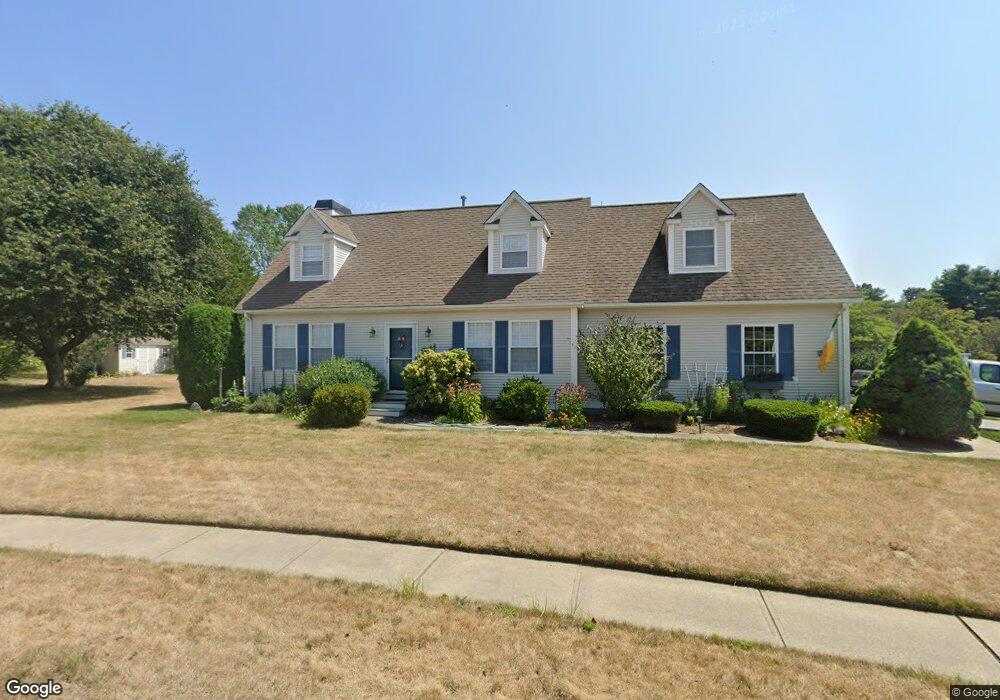 4 Straw Ln, Wakefield, RI 02879 - photo 1