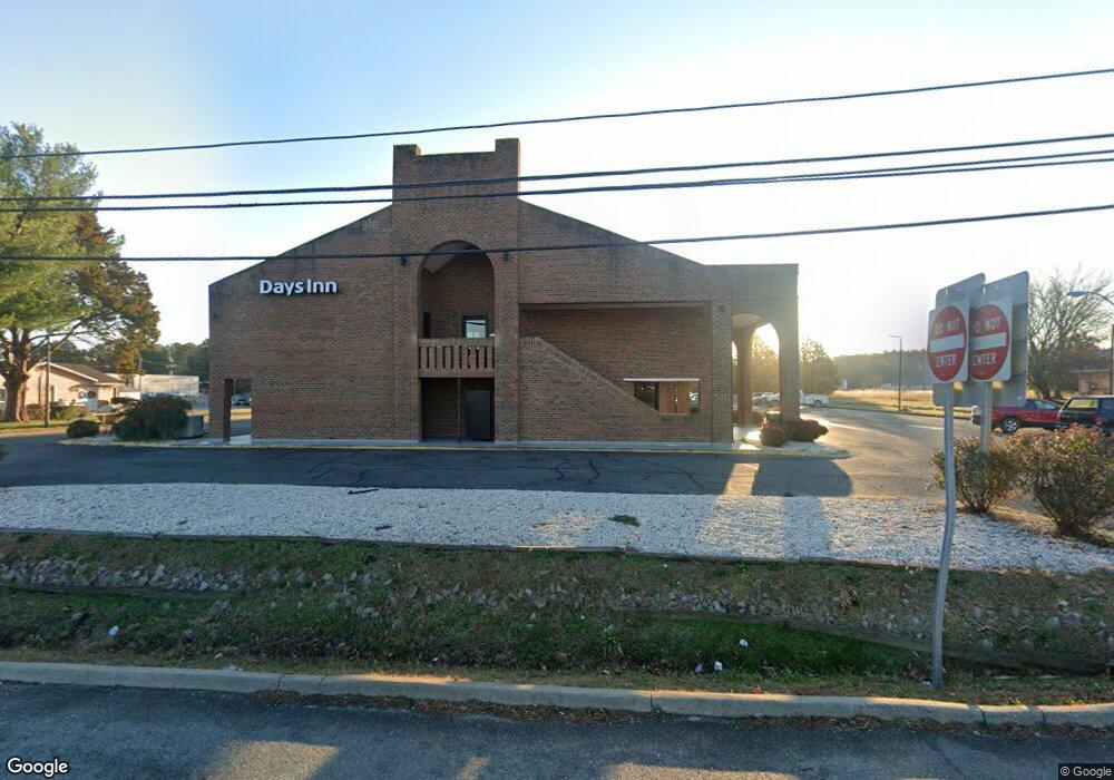 1414 Tappahannock Blvd, Tappahannock, VA 22560 - photo 1