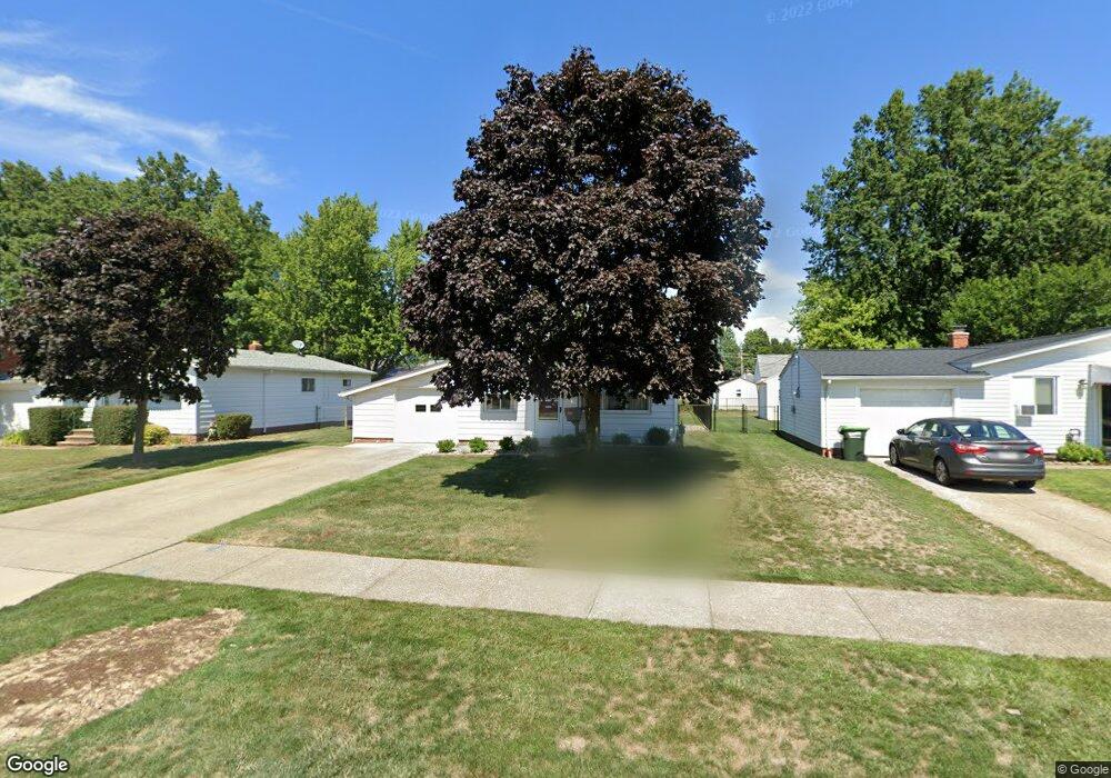 1653 Drenik Dr, Wickliffe, OH 44092 - photo 1