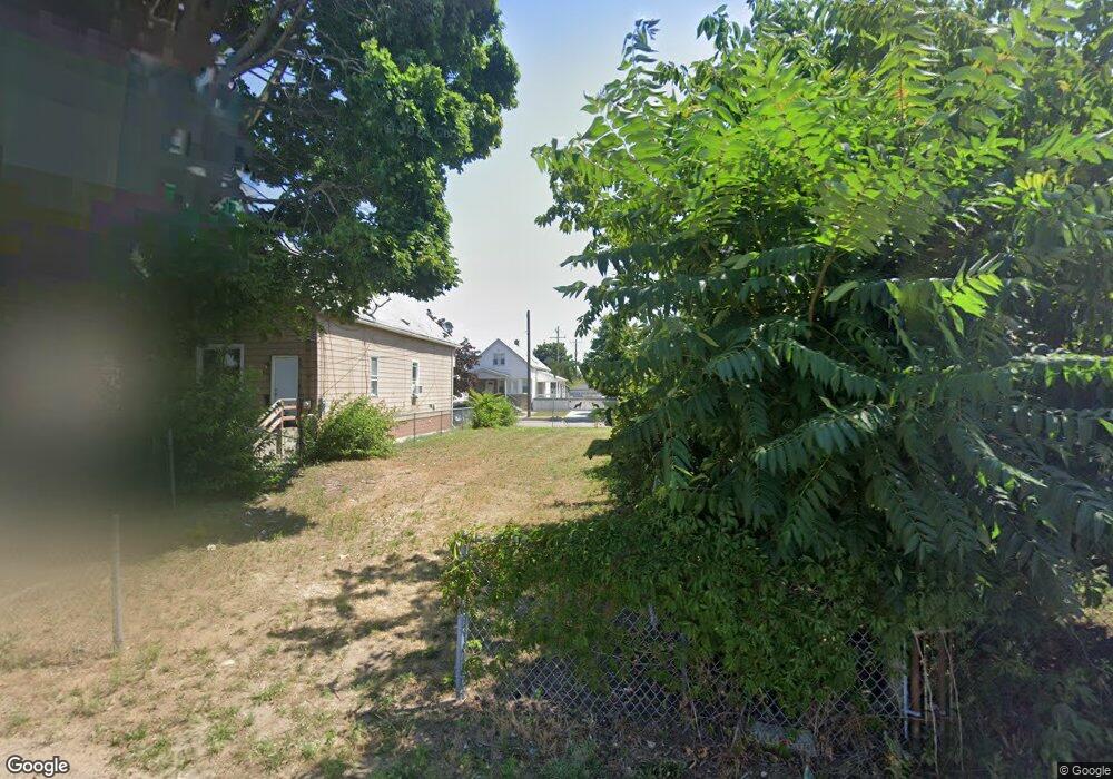 9715 Dequindre St, HamtraMcK, MI 48212 - photo 1