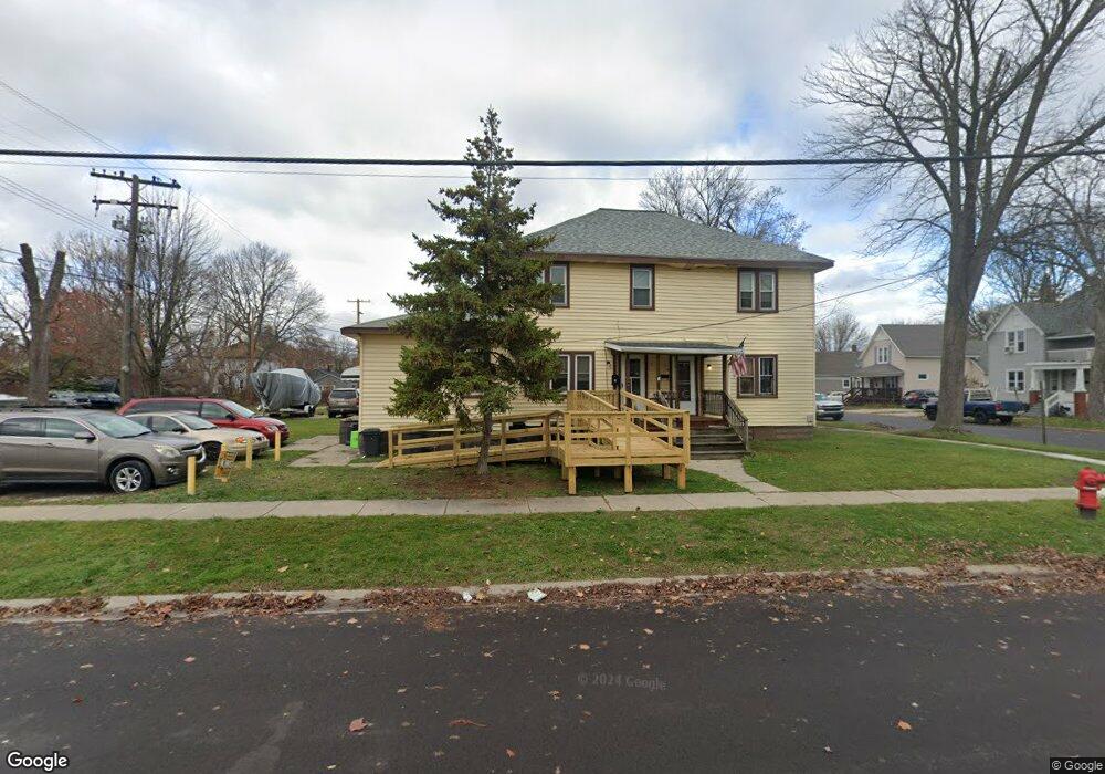 425 15th St, Port Huron, MI 48060 - photo 1