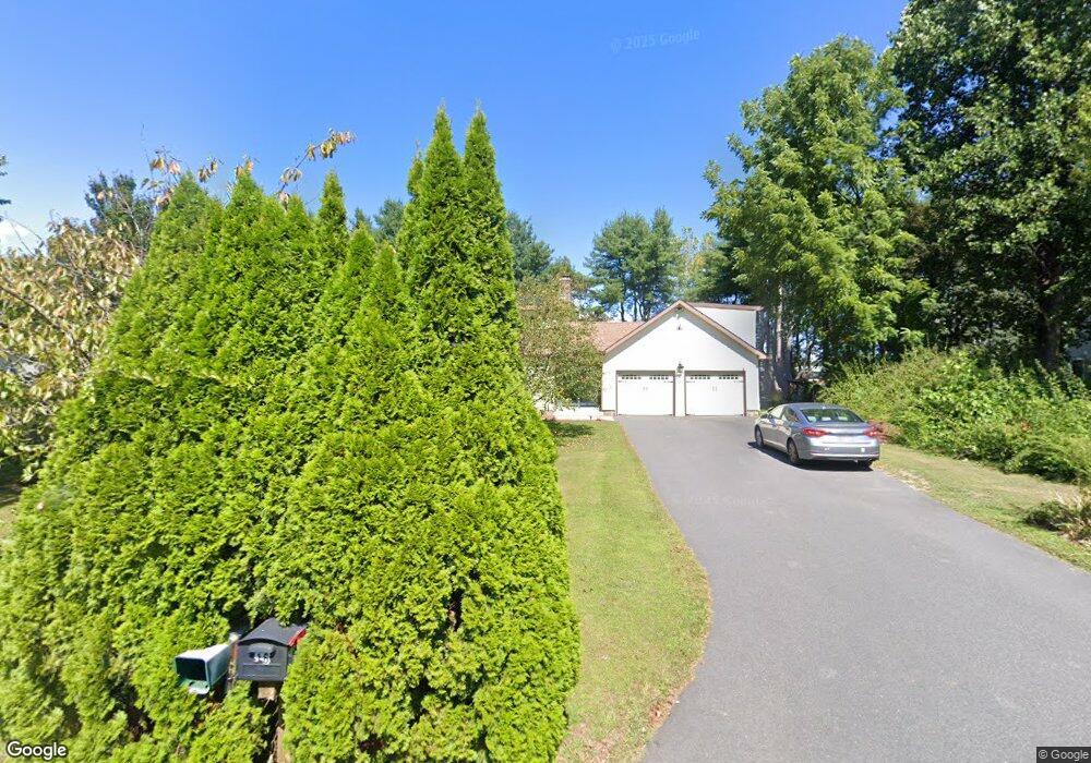 16 Hadley Place, Hadley, MA 01035 - photo 1