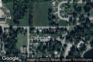 410 E Parkhurst St, Fairfield, IL 62837