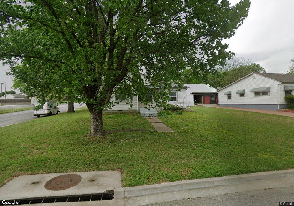 1201 E Cleveland Ave, Sapulpa, OK 74066 - photo 1