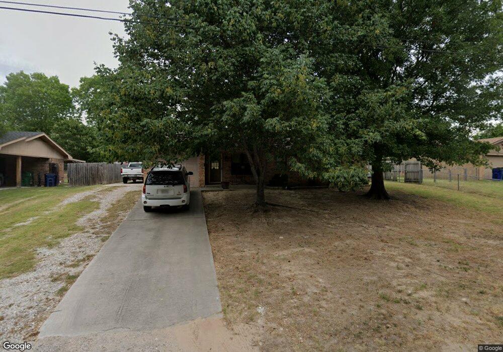 904 N Chico Ave, Decatur, TX 76234 - photo 1